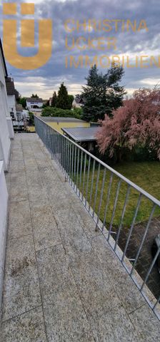 4 Zimmerwohnung - EBK - Balkon - Garage - Gartenmitbenutzung in Hainburg Klein-Krotzenburg - Foto 2