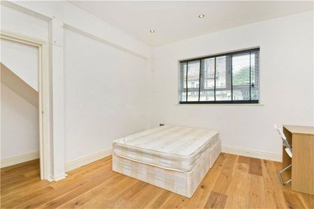 4 bedroom ground floor flat to rent - Photo 4