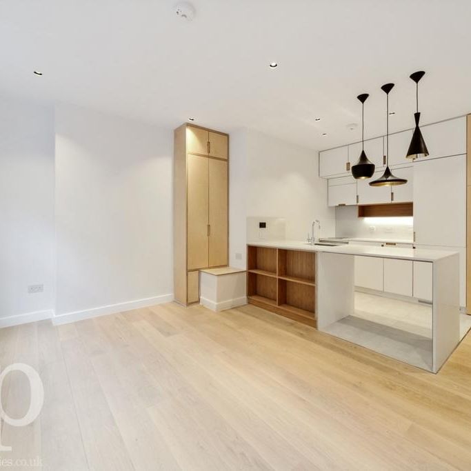Studio to rent - Photo 1