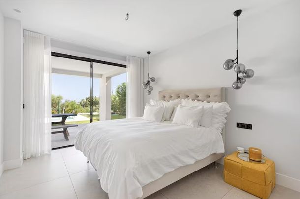 La Quinta, Benahavis, Andalusia 29678 - Photo 1