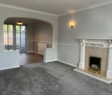 3 bedroom semi-detached house to rent - Photo 6