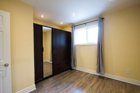 For Lease - 40 Foreht Crescent Unit# Main, Aurora, Ontario - Photo 5