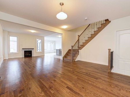 For Lease - 20 Dunley Crescent, Brampton, Ontario - Photo 3