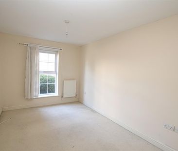 2 bedroom Apartment to let - Photo 5