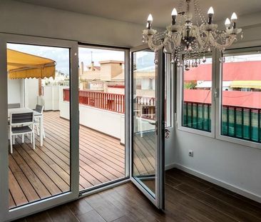 Piso ático de 3 habitaciones, terraza y una plaza de garaje - Foto 6