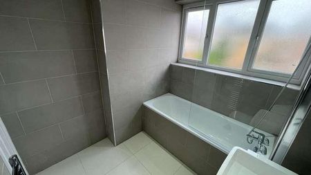 Whytecroft, Hounslow, TW5 - Photo 5