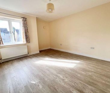 1 bedroom semi-detached house to rent - Photo 2