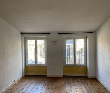 Location Appartement 3 pièces 74m² BORDEAUX 33000 - Photo 4