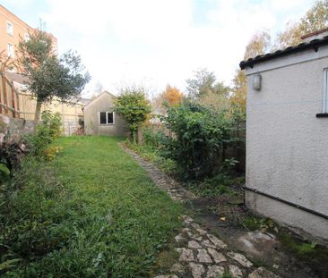 4 bedroom terraced house to rent - Photo 1