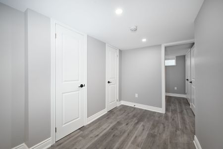 For Lease - 1295 Pinegrove Road Unit# Lower, Oakville, Ontario - Photo 4