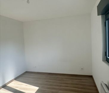 Location Appartement 5 pièces 150m² - Photo 3