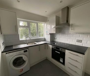 2 bedroom maisonette to rent - Photo 3