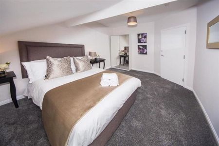 3, 74 University Street, Belfast, BT7 1HB - Photo 3