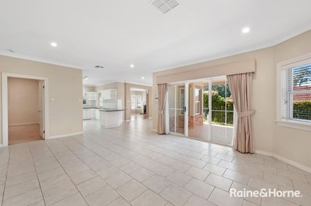 45 Glenridge Avenue, West Pennant Hills, NSW 2125 - Photo 4