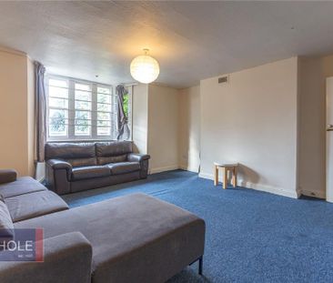 3 bedroom apartment to rent - Photo 3