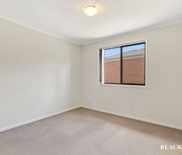 3 Bryan Hudson Street, Macgregor ACT 2615 - House For Rent | Domain - Photo 3