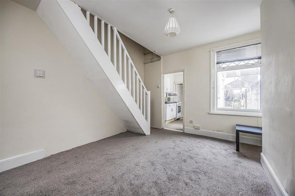 2 bedroom house to rent - Photo 1