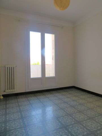 T2, 34m², 45 Av Jean Jaurès Nîmes 470€ H.C - Photo 2