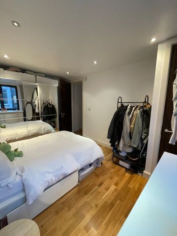 1 Bed Flat, Scrutton Street, EC2A - Photo 5