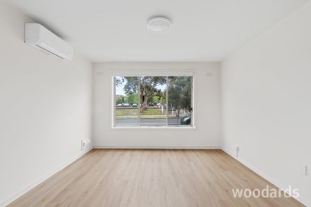 Thornbury Living! - Photo 5