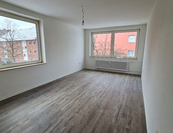 Sanierte 2-Zimmer Wohnung in ruhiger Lage von Gaarden - - Photo 1