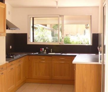 Location Maison 4 pièces 132m² NEGREPELISSE 82800 - Photo 3