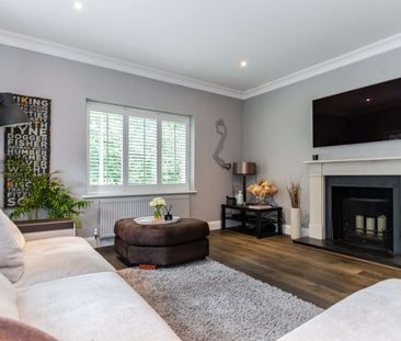 Unique and beautifully presented family home in a semi-rural location. - Photo 3