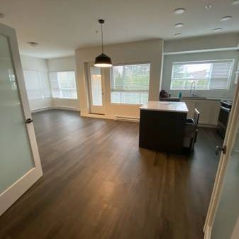 Brand new 2 bed 2 bath unit located in Central Abbotsford - Photo 3