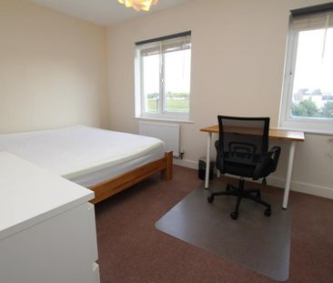 6 bedroom terraced house to rent - Photo 6