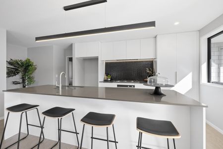 1/21B Sycamore Grove, Vogeltown - Photo 2