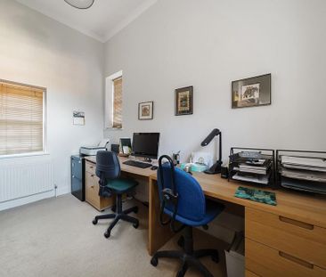 3 bedroom penthouse to rent - Photo 5