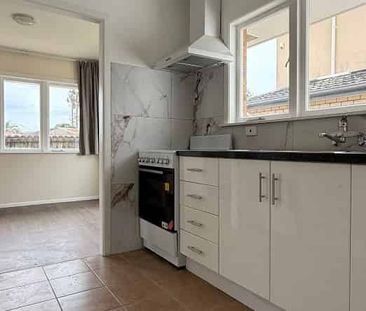 Freshly Updated Family Home Ã¢Ãâ¬Ã" Close to Westfield Manukau ... - Photo 4