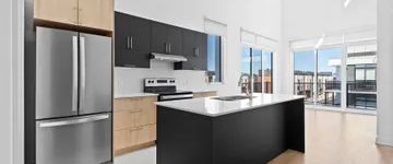 1 room apartment of 86m² in Gatineau - Photo 1