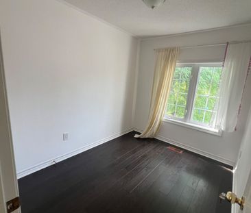 For Lease - 31 Rodeo Court, Toronto, Ontario - Photo 6