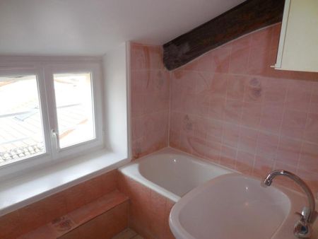 Location Appartement 3 pièces 61m² MACON 71000 - Photo 4