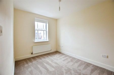 Haslers Lane, Dunmow, Essex - Photo 2