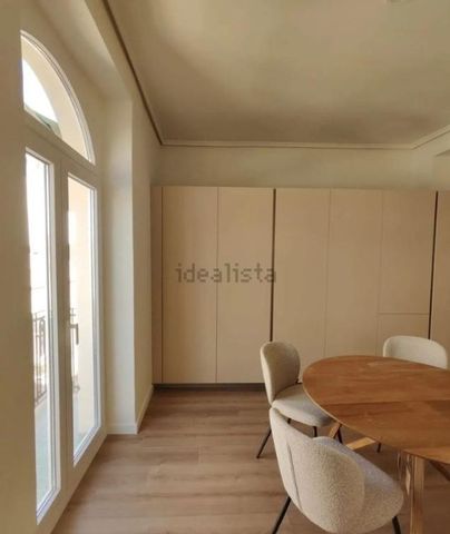 3 room luxury Flat for rent in Valencia, Spain - Photo 2