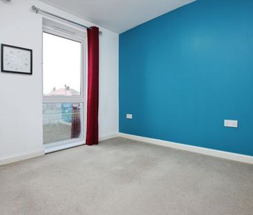 4 bedroom terraced house to rent - Photo 5