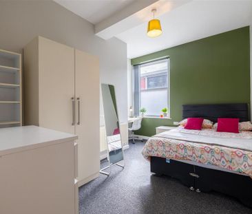 8 bedroom private hall to rent - Photo 6