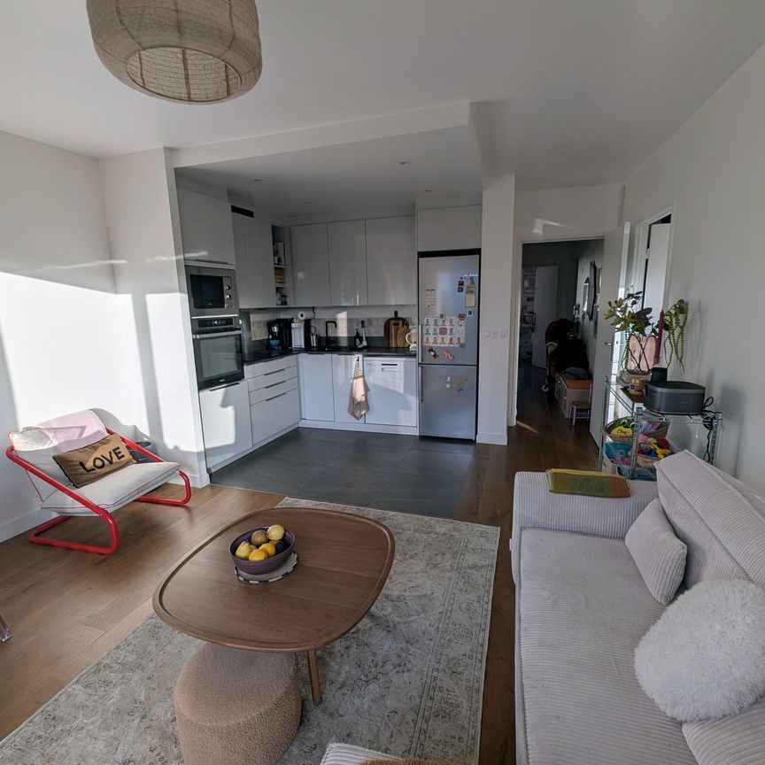 Appartement lumineux 3 pièces avec balcon au cœur de Courbevoie - Photo 1