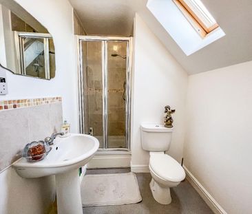 3 bedroom semi-detached house to rent - Photo 6