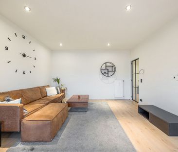 Modern 2-slaapkamer appartement met garage en terras - Photo 2