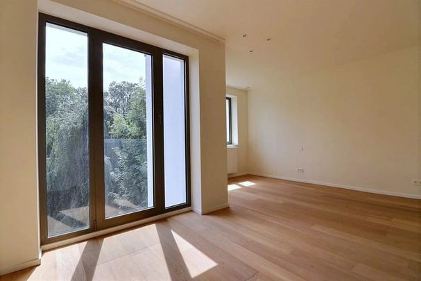 Tout savoir sur cette maison à Ixelles, à Ixelles - Photo 1