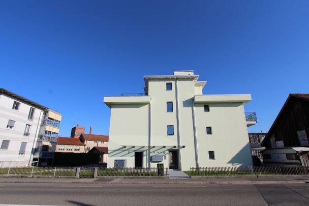 Gemütliche 2.5 Z-Wohnung mit grossen Balkon in Oberentfelden - Photo 1