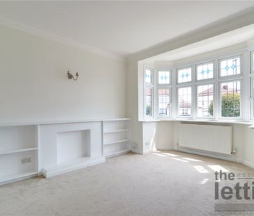 Eastbury Avenue, Enfield, Middlesex, EN1 3NJ - Photo 5