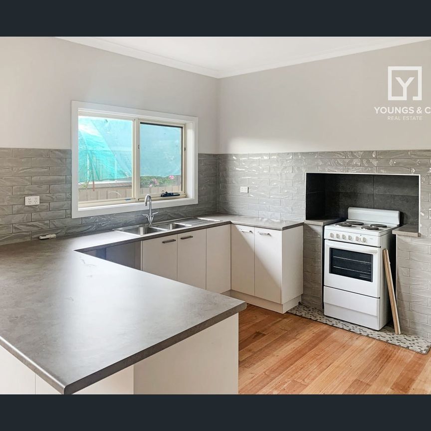 18 Mccormack Ave, Shepparton, Vic 3630 - Photo 1