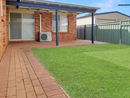 Beautifully maintained home is Keswick Estate - Photo 2