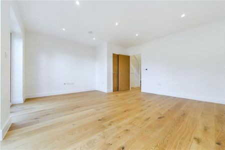 3 bedroom terraced house to rent - Photo 2