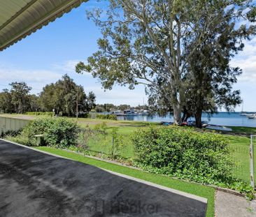 WATERFRONT RESERVE - Photo 5