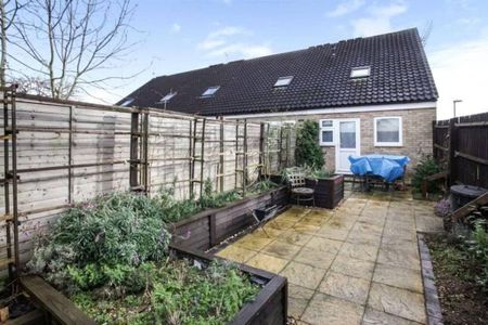 3 bedroom bungalow to rent - Photo 3